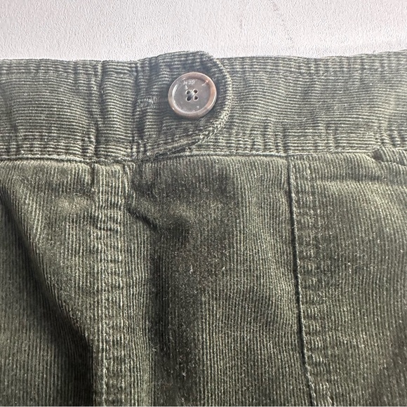 Ann Taylor women’s size 10 corduroy skirt back zip /front pockets, olive green - Picture 5 of 6